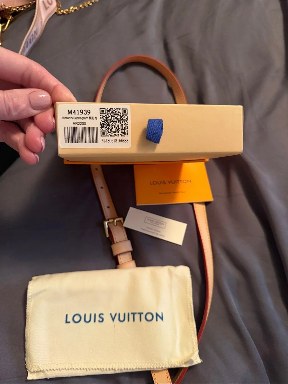Louis Vuitton adjustable louis